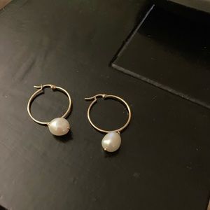 Mejuri Large Pearl Earrings